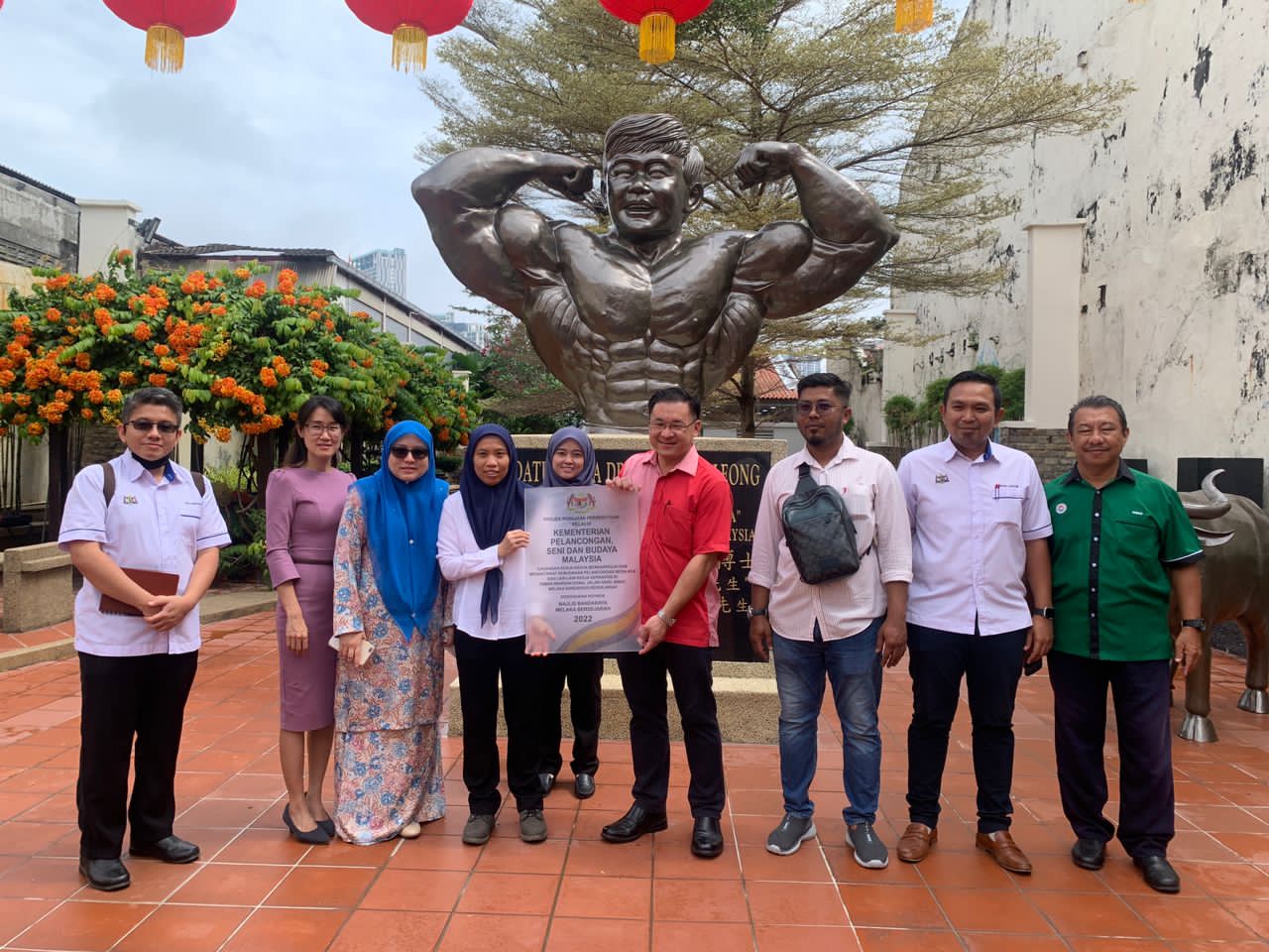 （古城第三版主文）马六甲鸡场街时遗公园提升工程竣工提交仪式