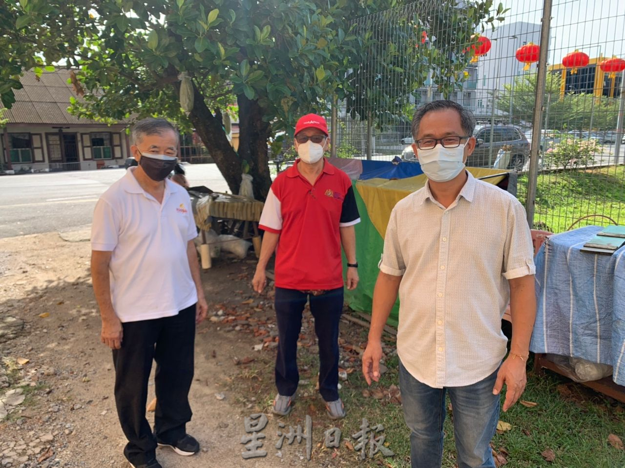 (古城第二版主文)疑吸强力胶男破坏档口 商家忧对方伤人促警方关注