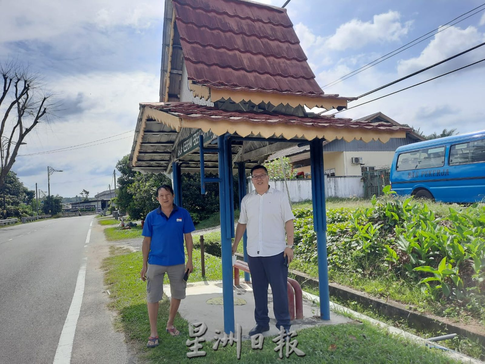 (古城第六版主文)路旁大树枯死,村民盼尽快处理