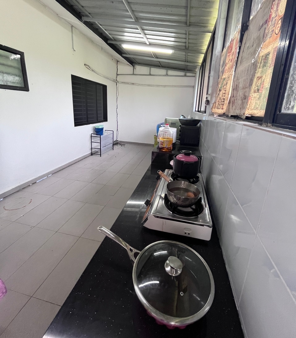 (古城p3主文)望万美华花园泥土流失严重