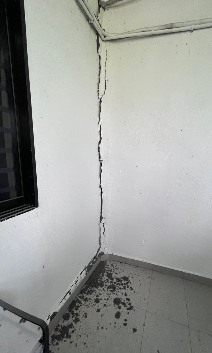 (古城p3主文)望万美华花园泥土流失严重