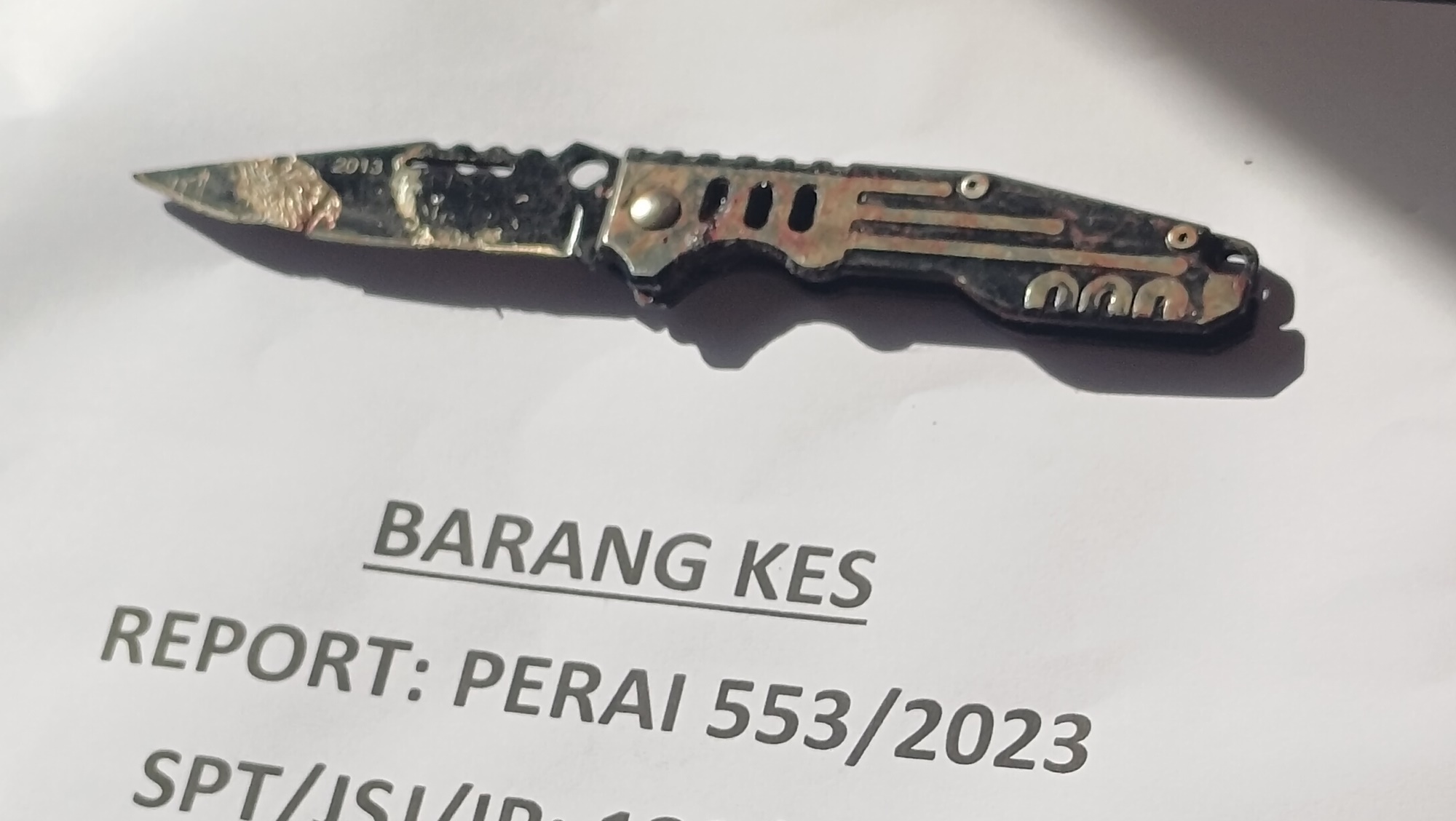 (大北马)其中一人被送院时,脸颊还插着折叠刀!