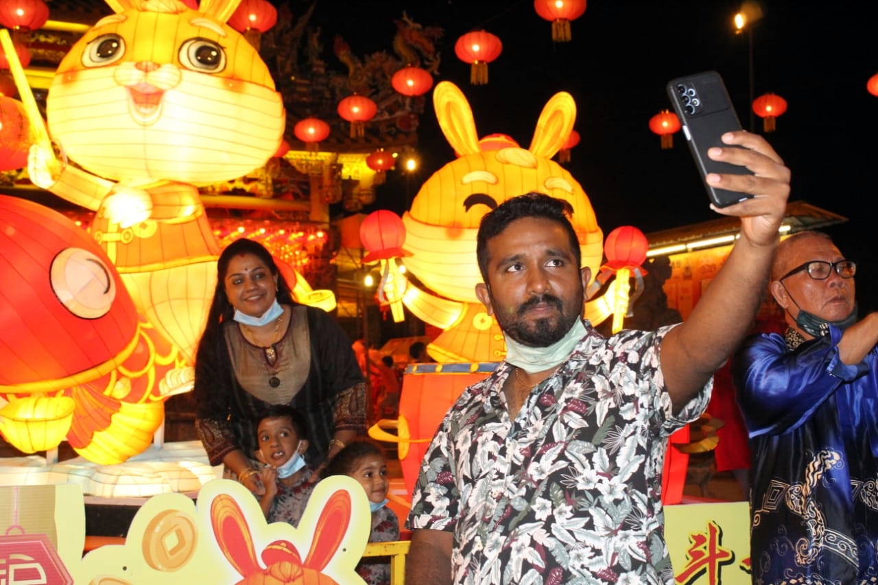 （大北马）北海斗母宫集体拜天公仪式，昨晚终于复办。