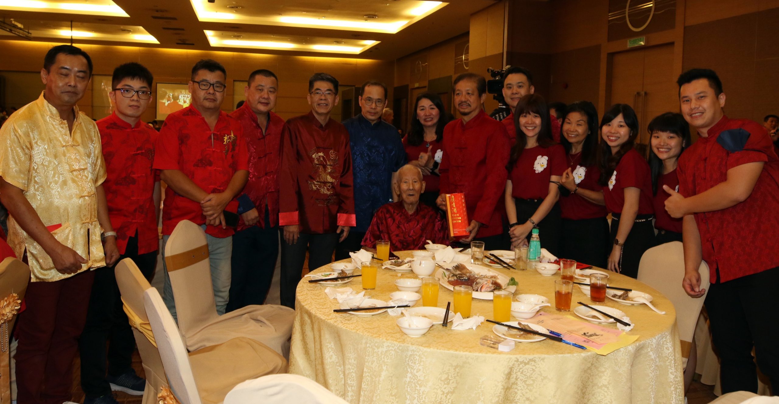 (大北马)北马区松鹤之夜30周年,喜迎79位老宝宝。