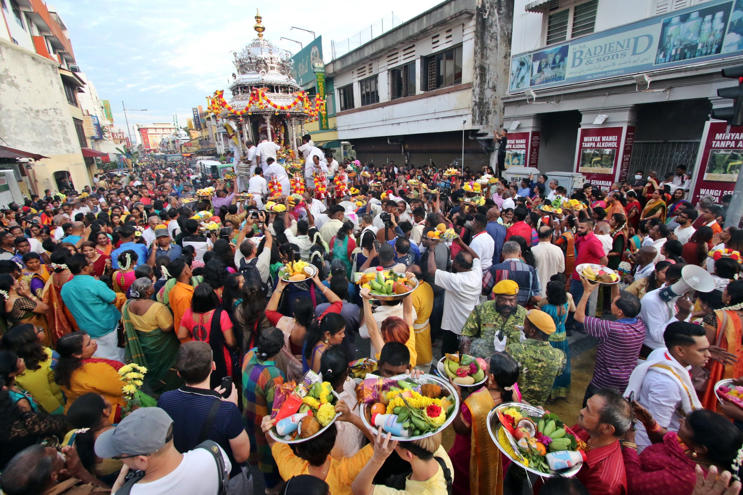 (大北马)大宝森节料迎来150万人次