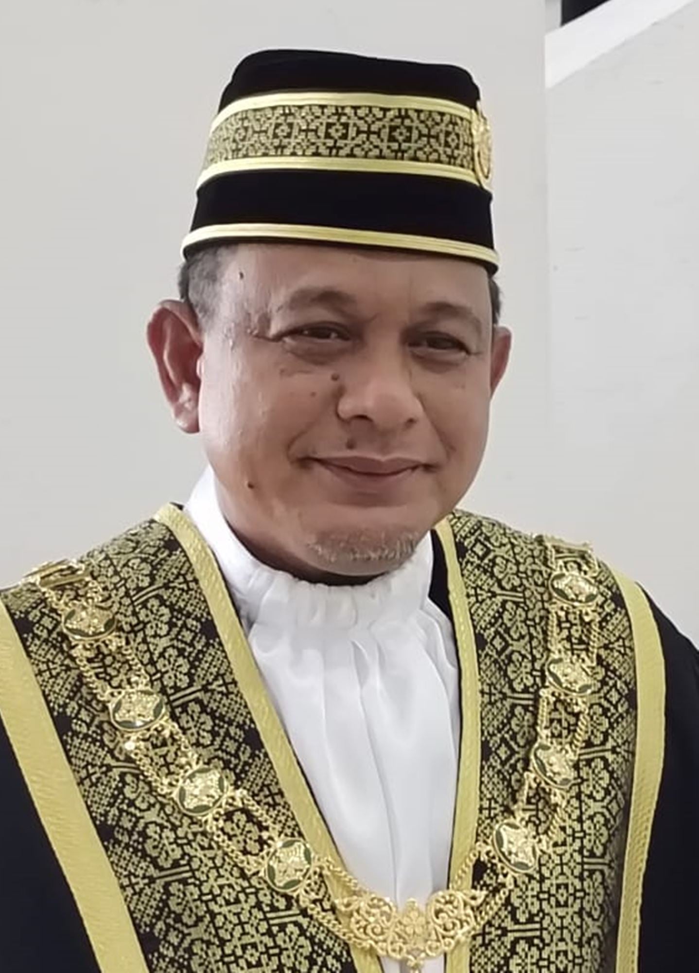 (大北马)威省市厅月常会议/市长:市厅在龙凤花园突击外劳无牌开的店,发封铺通告