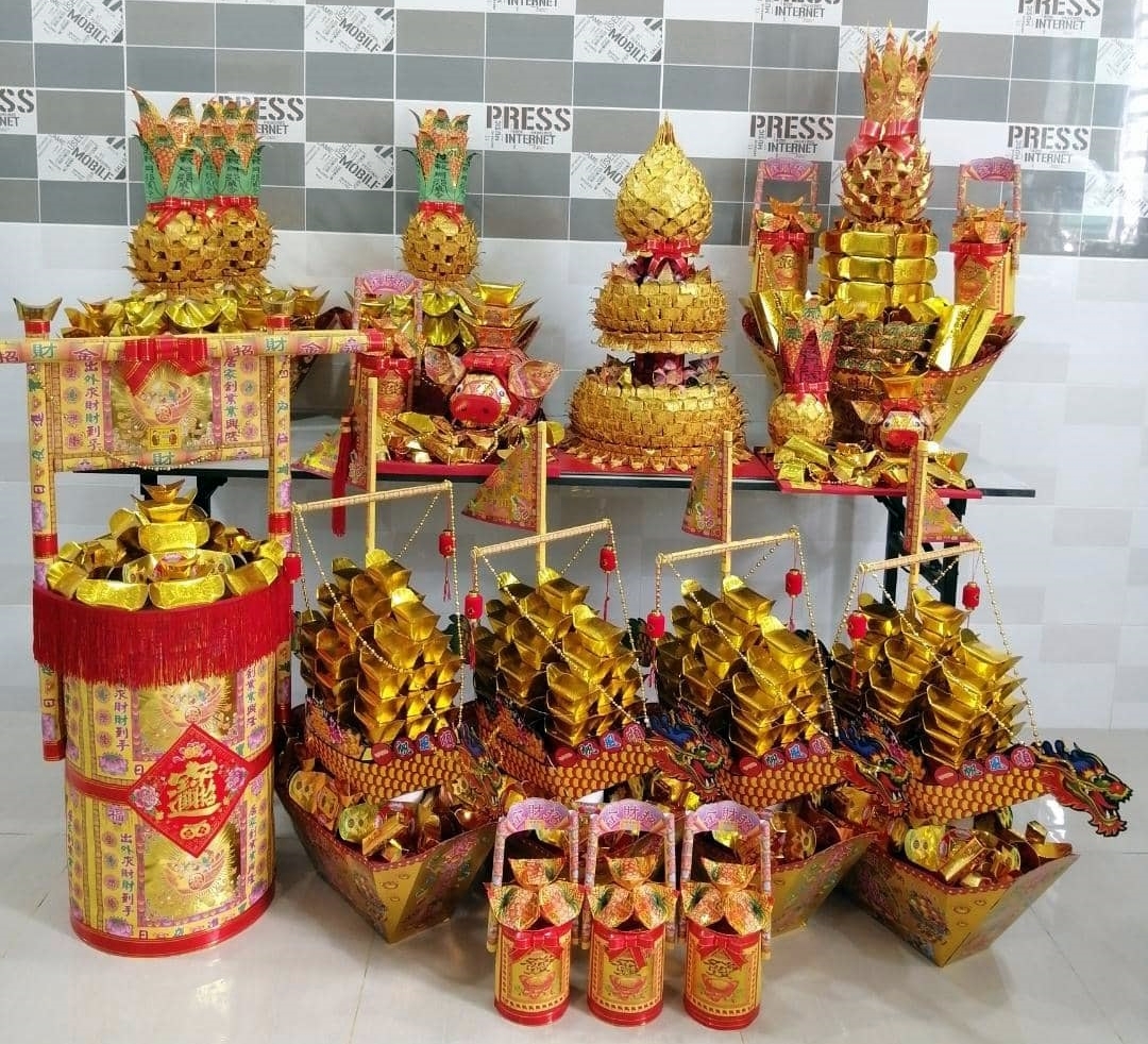 折金纸考耐性需巧手,刘顺安无意中激发兴趣,成折金纸达人