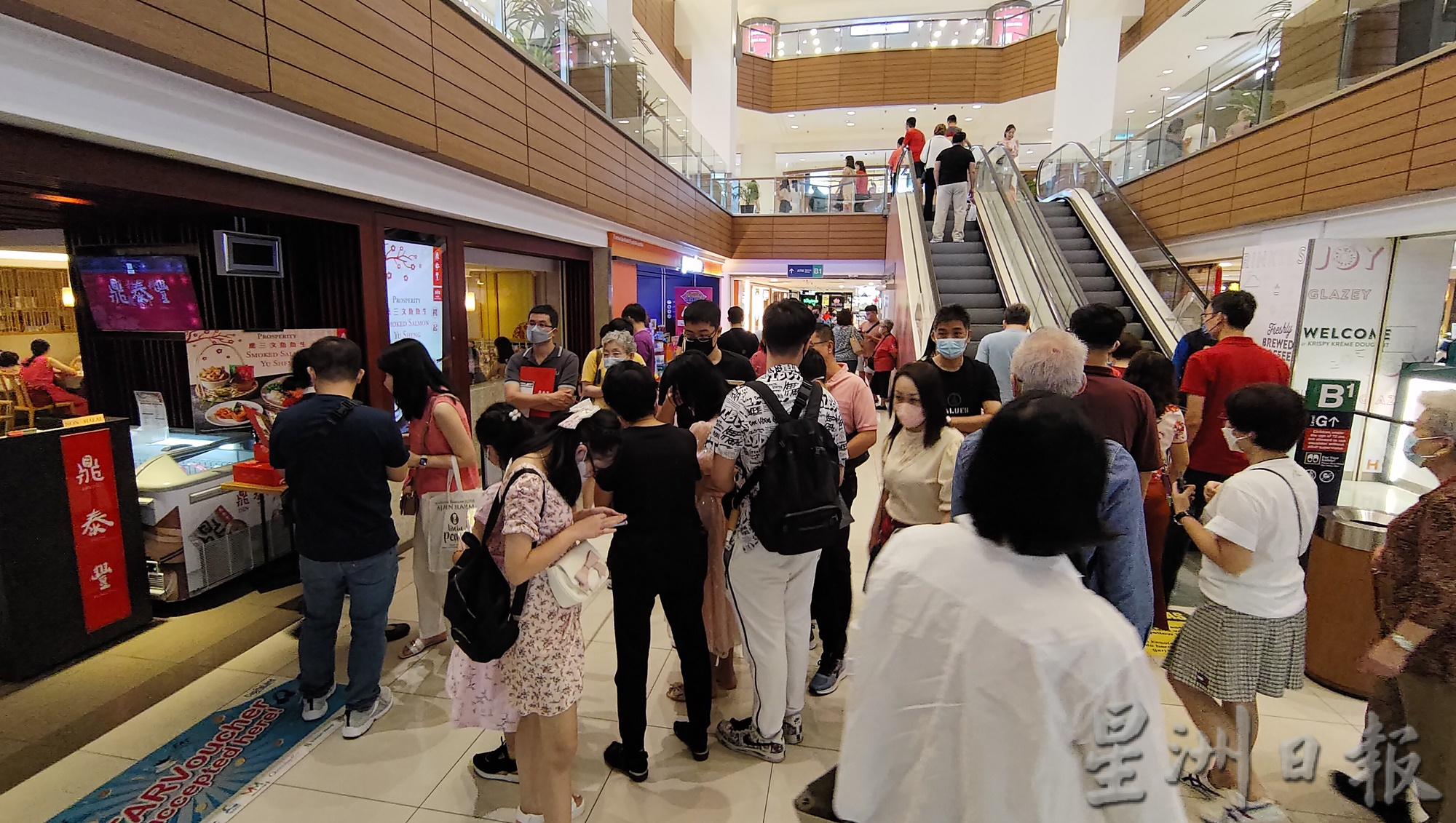 槟城150万车涌入,交通仍通顺