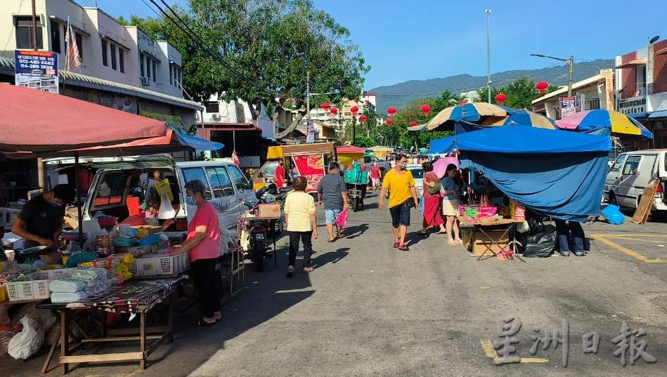 槟城150万车涌入,交通仍通顺