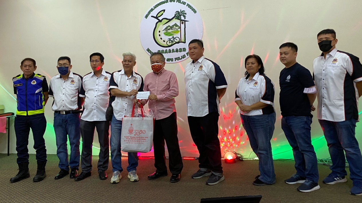 (大北马)槟州首长特别协调官行政中心慰劳工作队及乡管会成员的尾牙聚餐会。