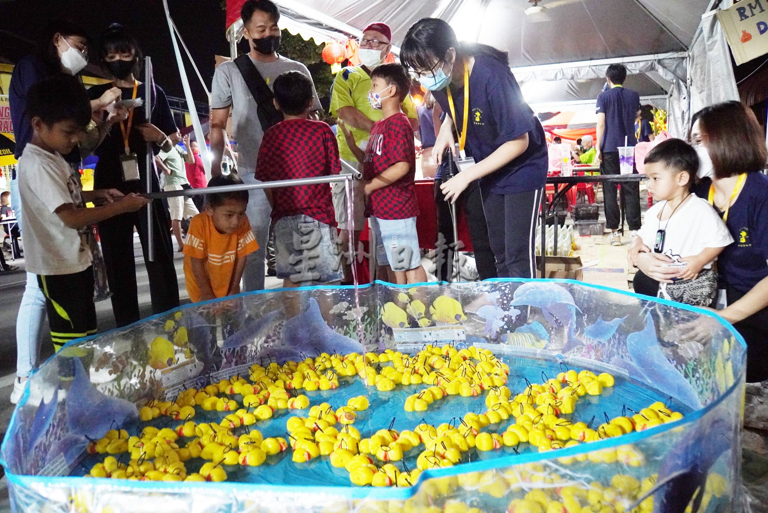 (大北马)玻中总新春嘉年华引爆,连续3晚亚娄老街添春意