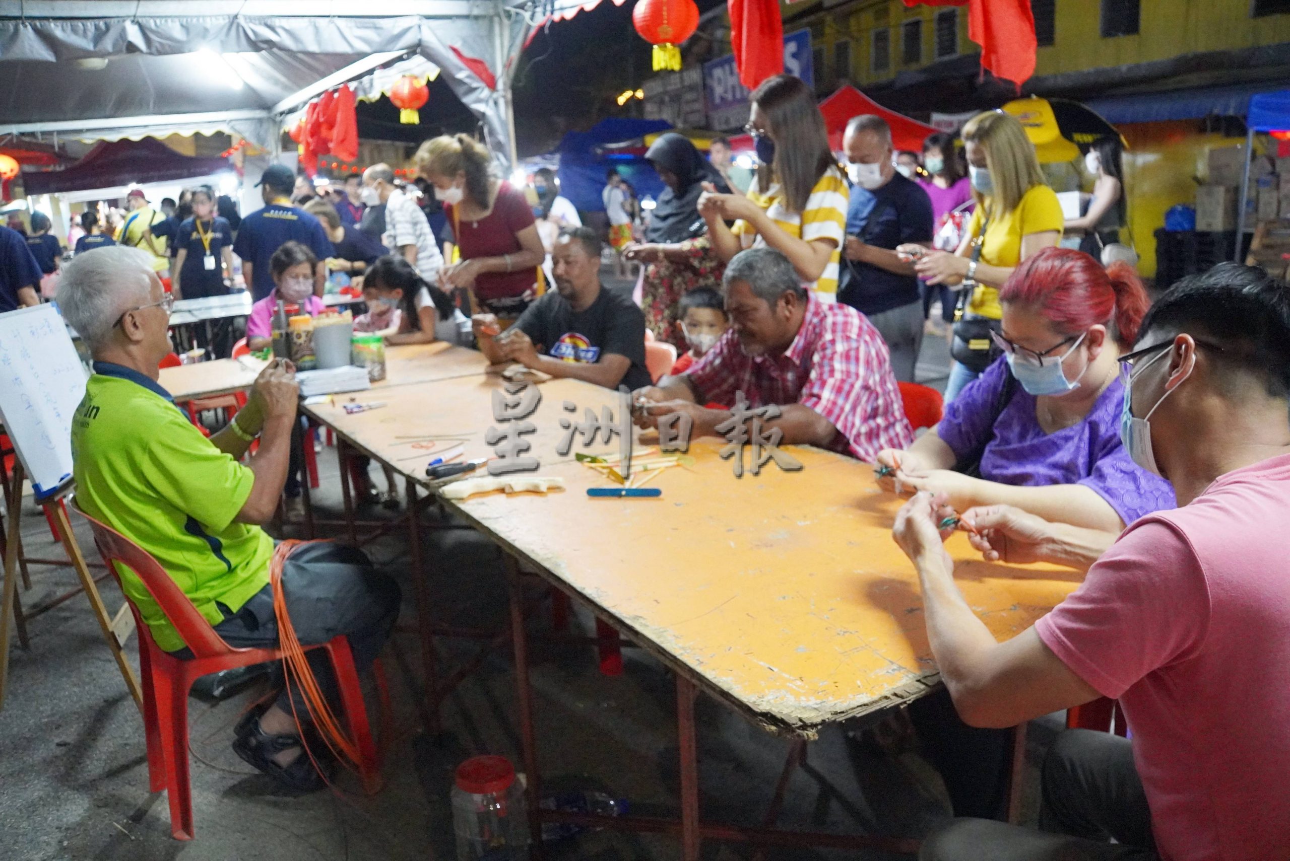 (大北马)玻中总新春嘉年华引爆,连续3晚亚娄老街添春意