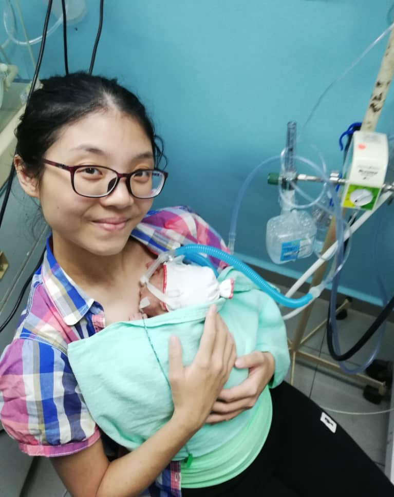 (大北马)袋鼠式护理(KMC)对早产儿的重要性