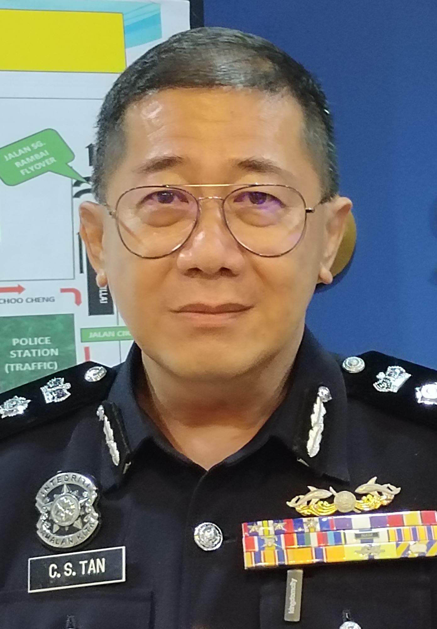 (大北马)TIKTOK流传外劳在住宅区上街扰民的视屏,陈清山:警会策划并采取适当适当行动