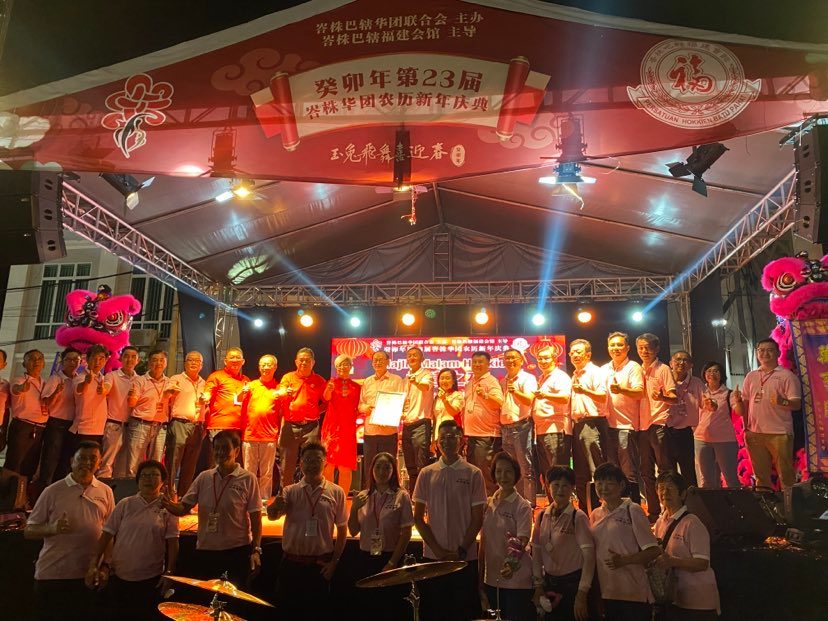 峇“福建之夜”105爵士鼓同时演奏,列马来西亚纪录大全