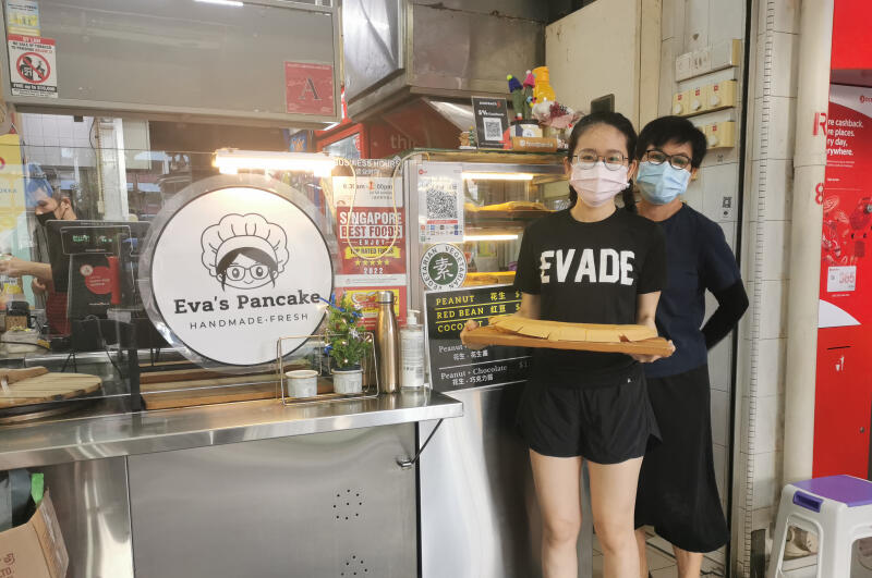 (已签发)柔:狮城二三事:会计师转卖面煎粿 两度在档口热晕