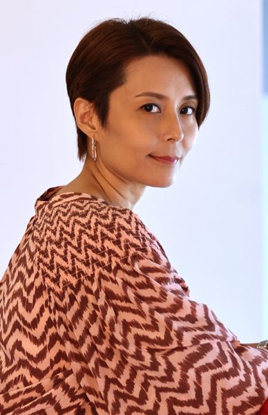(已签发)柔:狮城二三事:演女保镖‘玩漂移’秀车技 曾诗梅靠替身:安全第一
