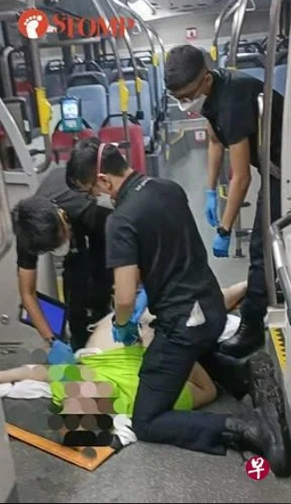 (已签发)柔:狮城二三事:男乘客倒地脉搏停机警女车长救一命