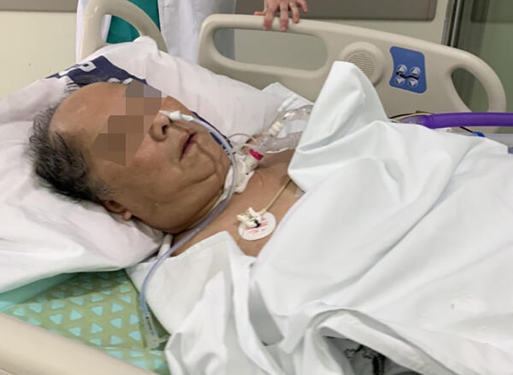 (已签发)柔:狮城二三事:赴韩返新前确诊 狮城书店老板冠病并发症陷昏迷3个月