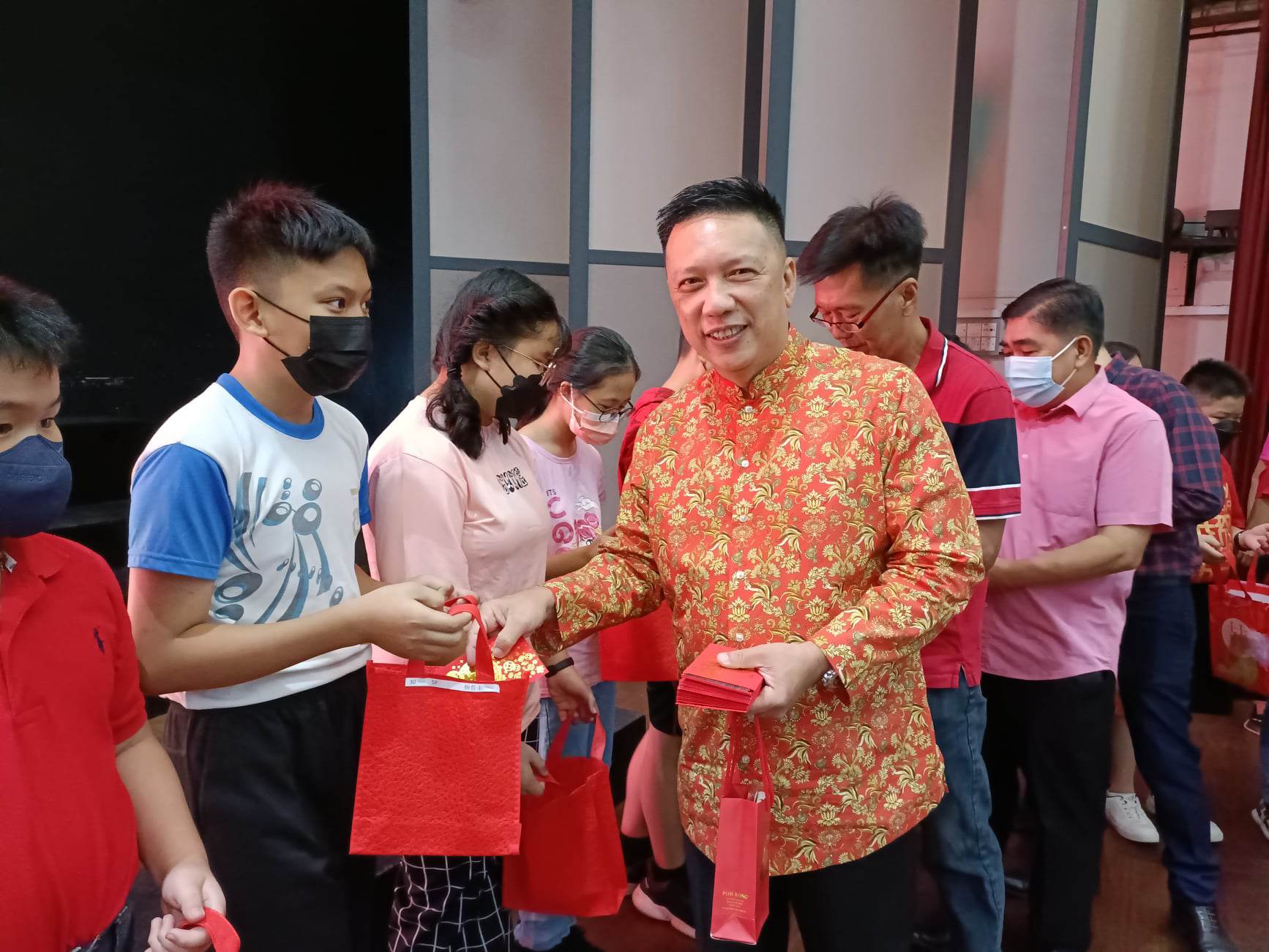 (早报头)大都会:班达马兰华小A校 新春活动
