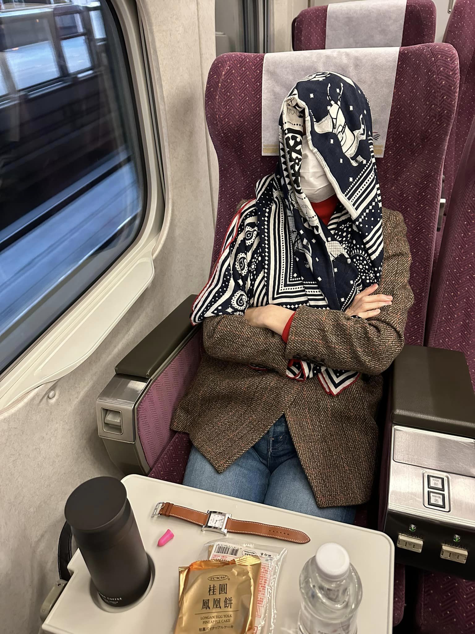 Ella大马台湾赶场过年 飞机高铁摩托车全用上