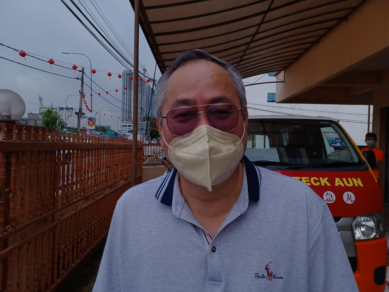 me03主文-大都会/蕉赖9哩新村村民和业主抗议政府征用新村土地作为兴建高架天桥的用途/6图