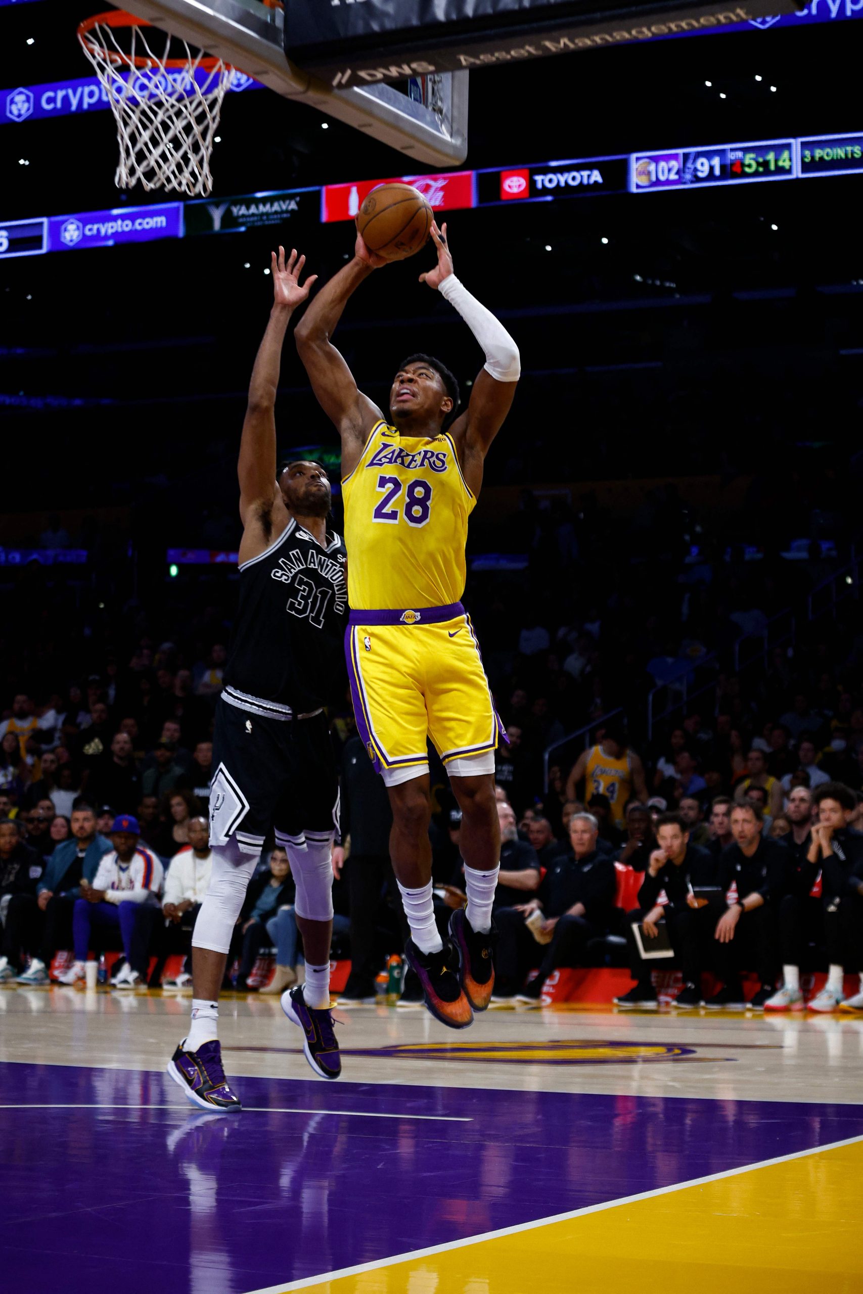 NBA| 浓眉哥复出(八村垒首秀)  湖人主场力克马刺