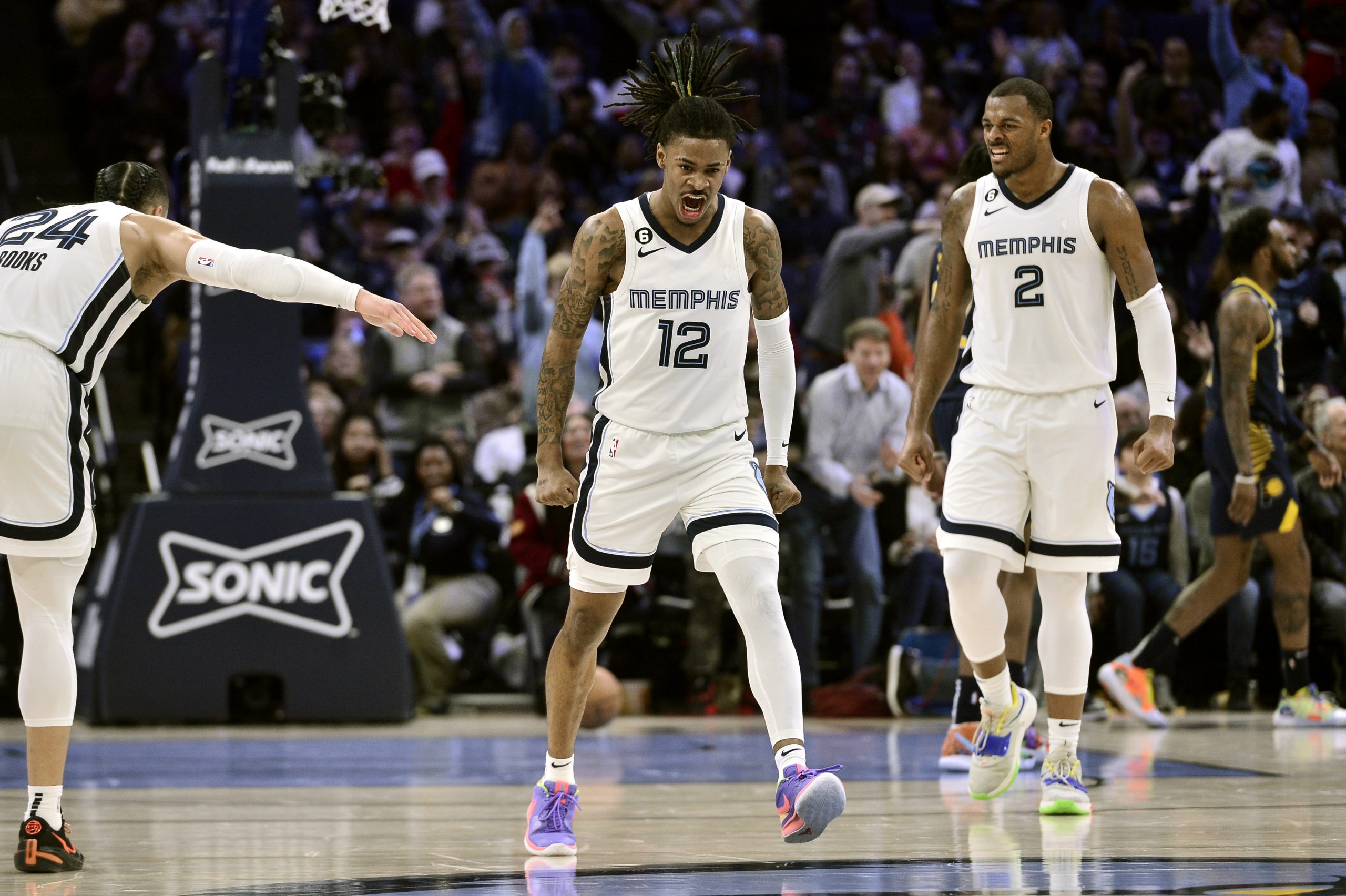 NBA|率公鹿撞翻鹈鹕摘4连胜  字母哥50分13篮板大展神威