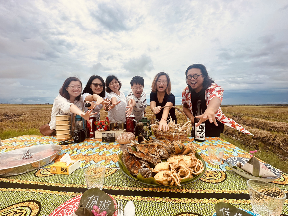 Ninja Private Kitchen Sekinchan／老厝门前喝粥，稻田中央大啖海鲜拼盘