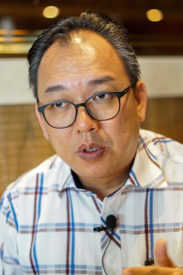 NS主文/行情看淡,修车店热不起