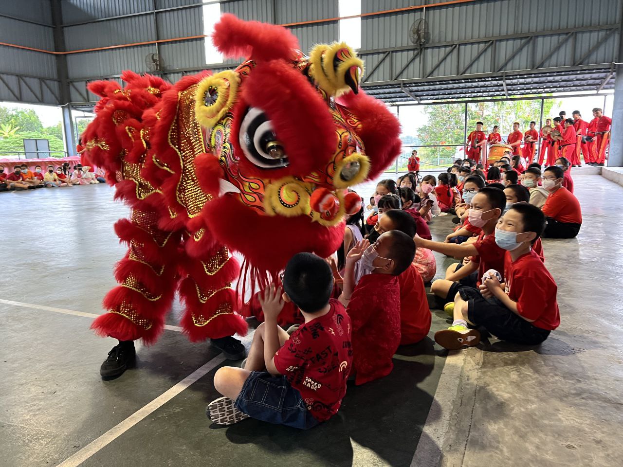 NS双主文二/拉杭华小百人齐捞生,洋溢新年气氛