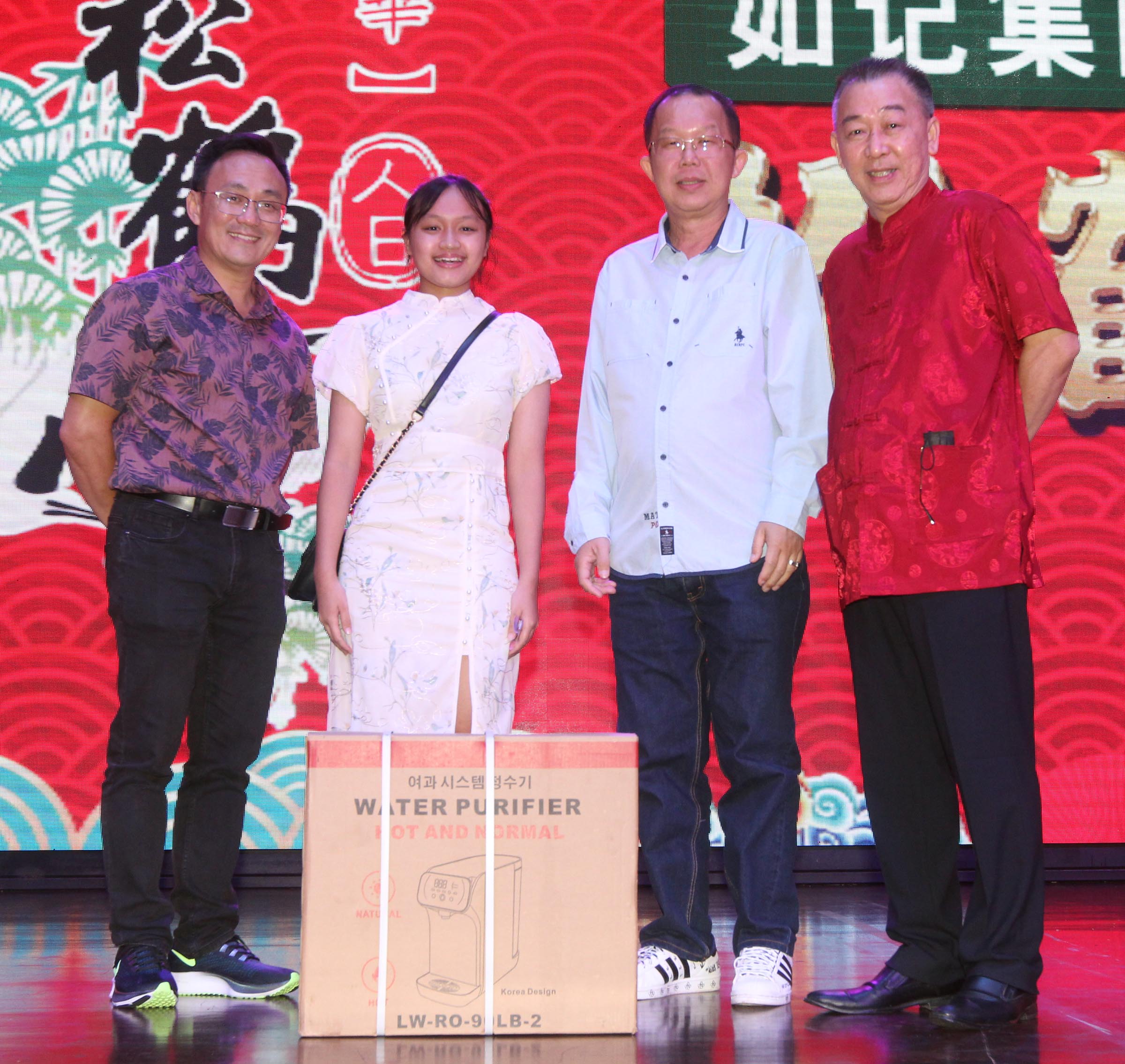 NS封底画页：森松鹤之夜，参与者满载而归