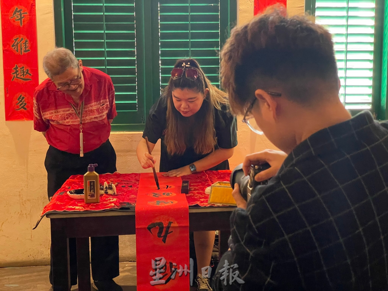 ns芙蓉/女律师酷爱自创春联,兔年自创33副