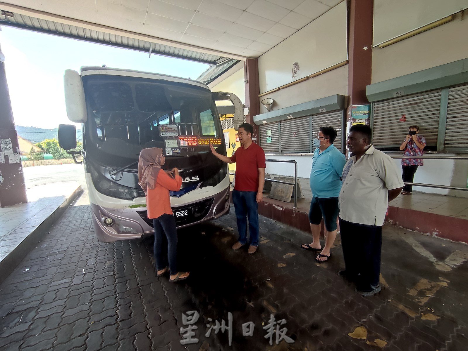 NS马口:自行驱车的人日益变多,马口公共车站日益冷清