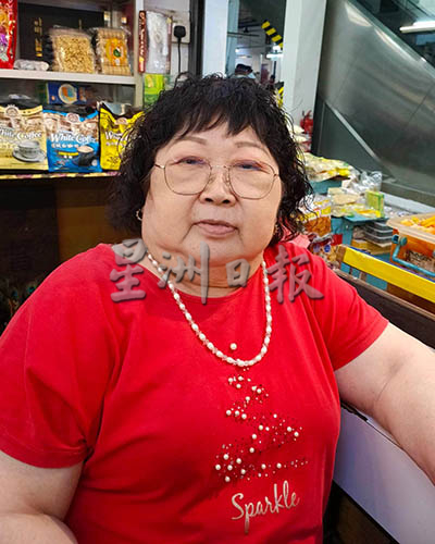 庄宝缎:到访的中国游客比较零星。