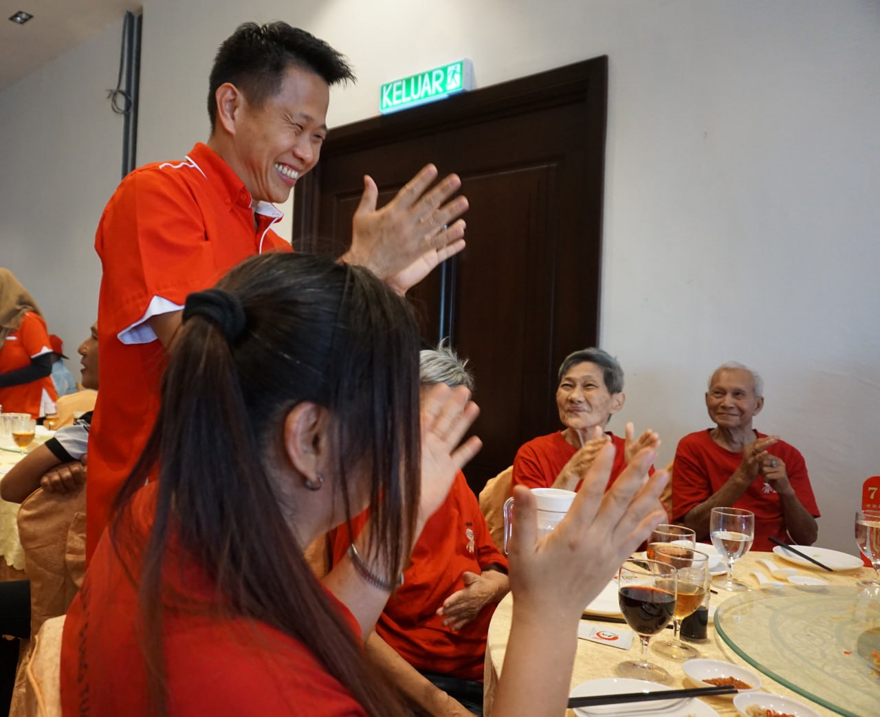 21/2有故事的人:李凌威:积极行善且感动他人 也是一种人生成功