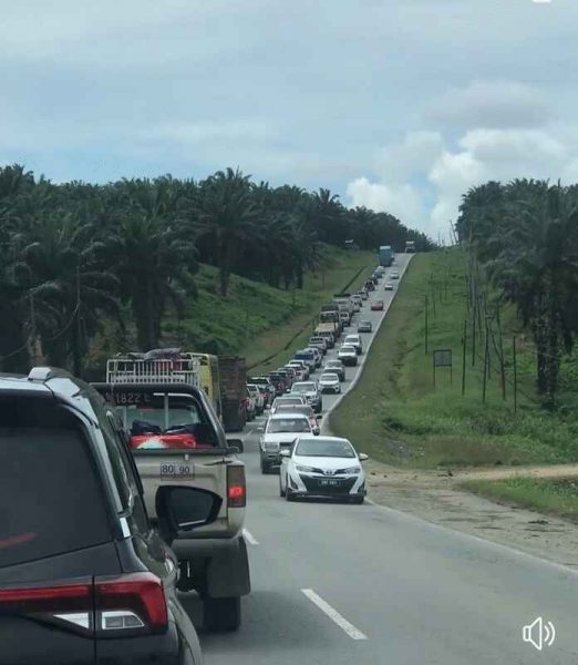 25哩路段经常出现塞车。（档案照）