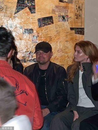 48岁里奥纳度新欢年仅19岁 挨酸:比《铁尼尼号》还年轻