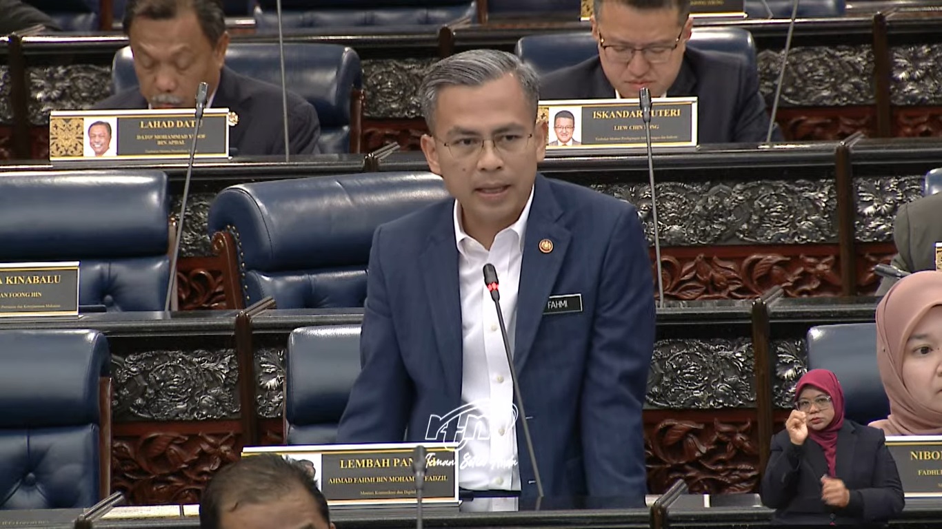 Awesome TV误报政府砍80万公务员·法米:诽谤政府 今午见负责人