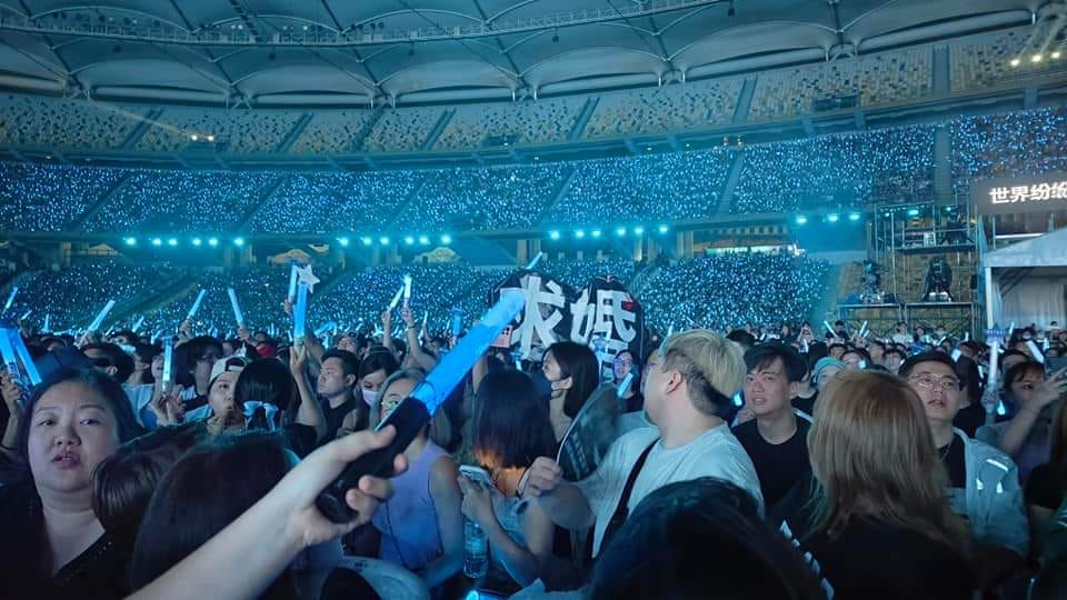 来听五月天求脱单 五迷现场求婚成功