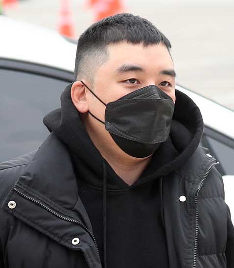 胜利本周六出狱 网狂亏:出来安分点