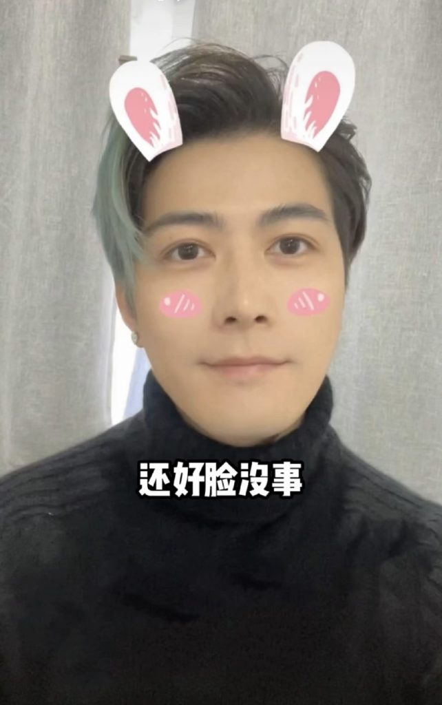 ​陈学冬出严重车祸  左腿肌肉萎缩坐轮椅