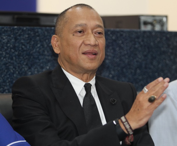 “任驻美大使不是为了钱”·纳兹里:我愿仿效首相不领薪