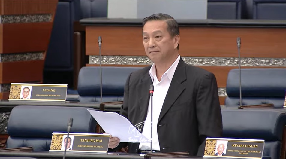 “在大马生活60年只想获公民权”黄日昇促政府允“红登记”成大马公民