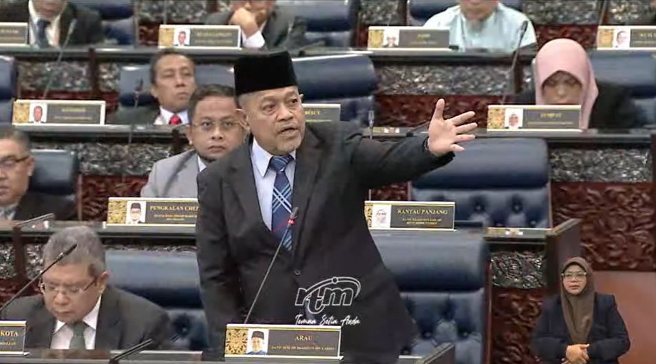 “巫统火箭不理 只有国盟为你拍手”沙希淡示好 依斯迈却打脸他