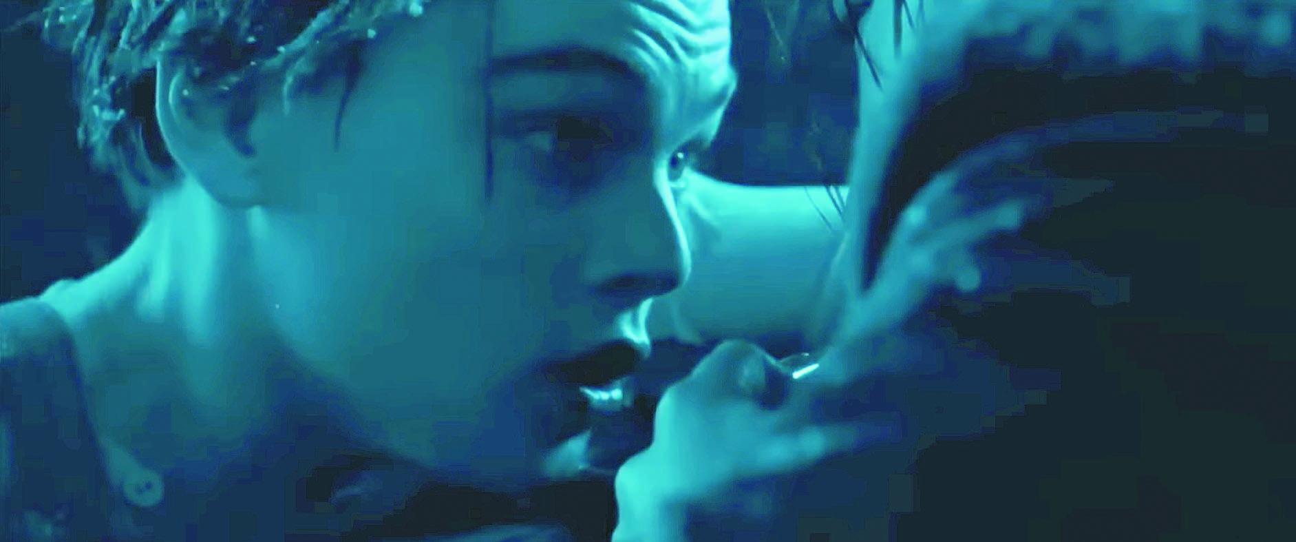 《铁达尼号》谜团终解开 导演实验证明杰克能存活