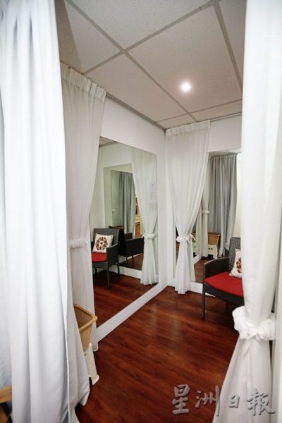 【假东西真辅助/03】义乳,帮助女性重塑自信