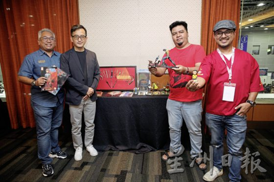 【港漫再现／03】马来港漫迷／一室藏品，漫游港漫武侠世界