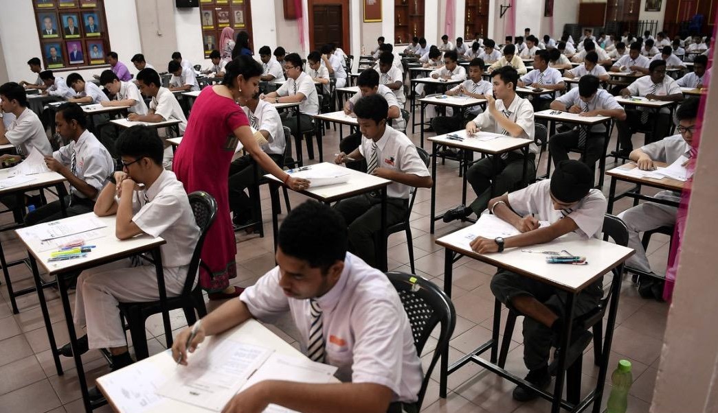 上课时间改8am建议已呈高层!大学讲师:多数人认同就该落实