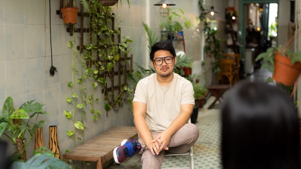 不只唱新年歌,“不误正业”玩转阿卡贝拉